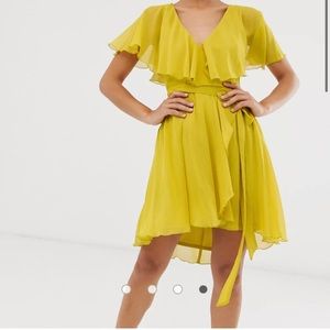 Lightly worn yellow/chartreuse dress